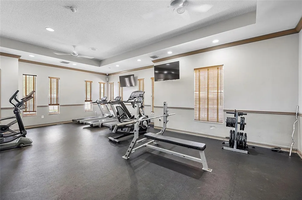 6161 NW 53RD CIRCLE Coral Springs, FL 33067