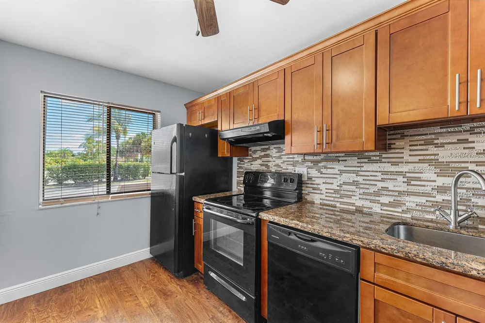 139 SPARROW DRIVE #2A Royal Palm Beach, FL 33411