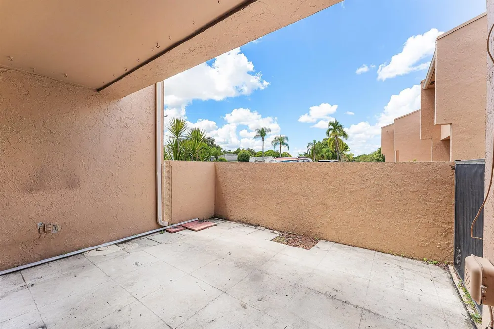 139 SPARROW DRIVE #2A Royal Palm Beach, FL 33411
