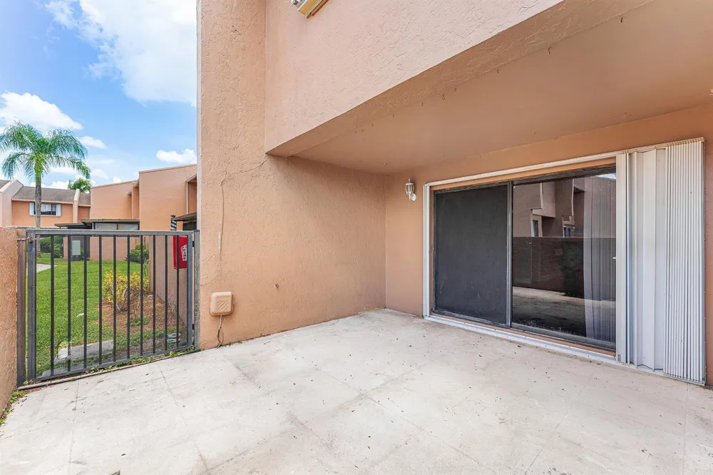 139 SPARROW DRIVE #2A Royal Palm Beach, FL 33411