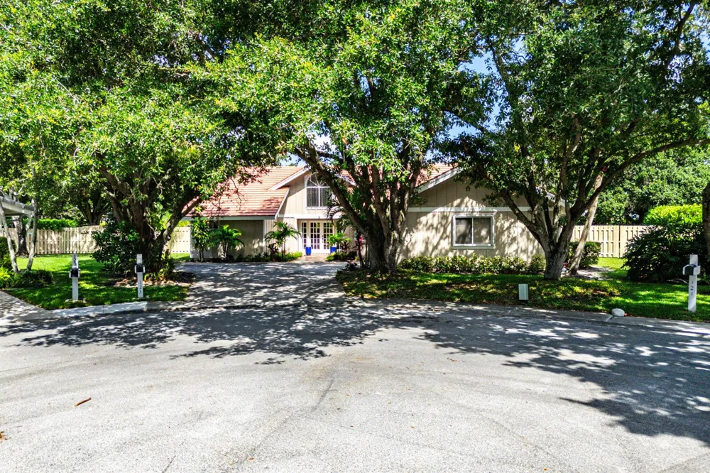 123 COCO LANE Jupiter, FL 33458