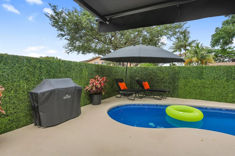 4180 Landar Drive Lake Worth, FL 33463