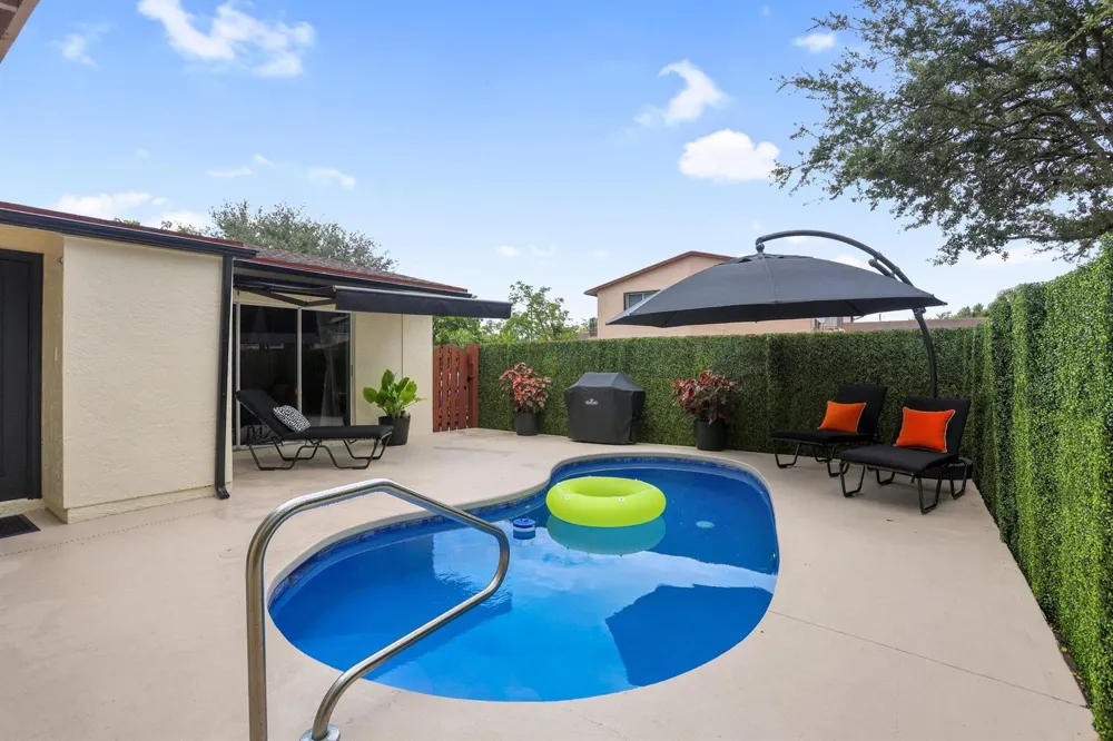 4180 Landar Drive Lake Worth, FL 33463