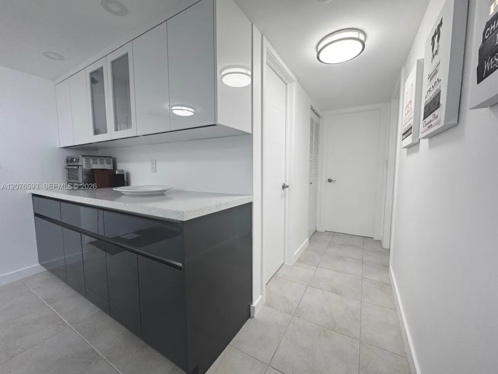 3800 S Ocean Dr #1710 Hollywood, FL 33019