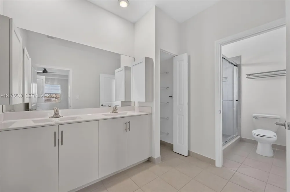 11942 SW 239th St #11942 Homestead, FL 33032