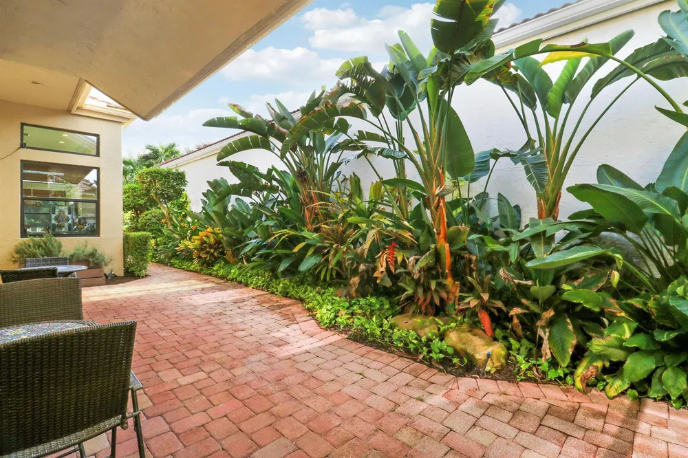 210 Coral Cay Terrace Palm Beach Gardens, FL 33418