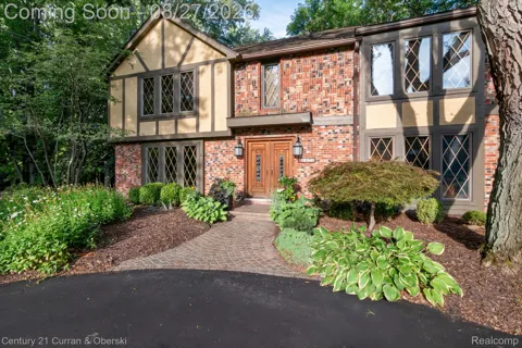 8890 Northampton Drive