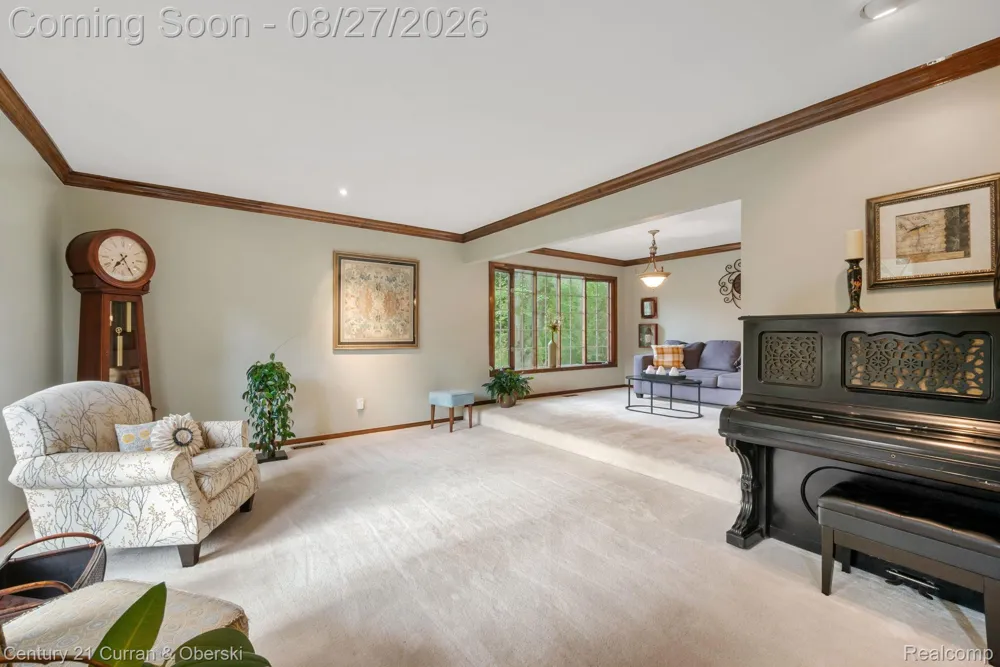 8890 Northampton Drive Plymouth Charter Township, MI 48170