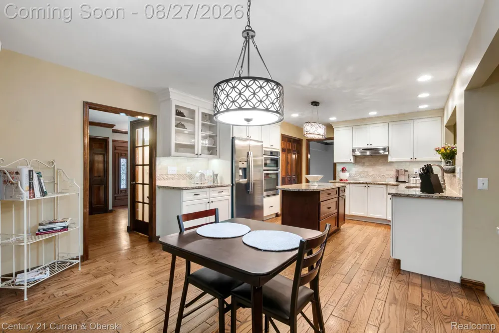 8890 Northampton Drive Plymouth Charter Township, MI 48170