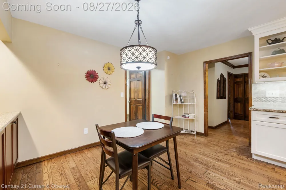 8890 Northampton Drive Plymouth Charter Township, MI 48170