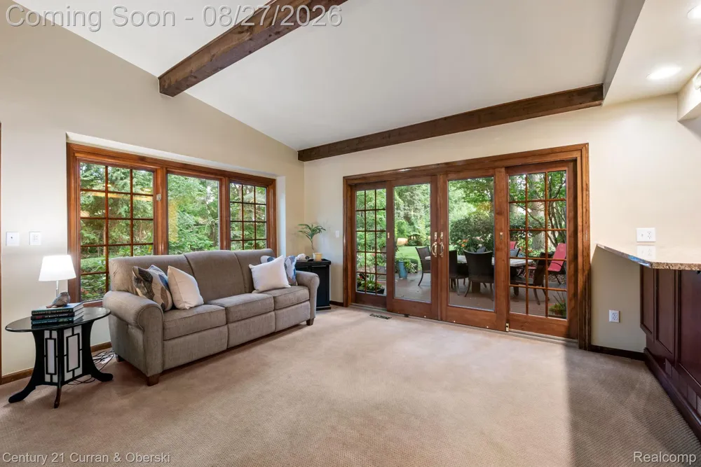 8890 Northampton Drive Plymouth Charter Township, MI 48170
