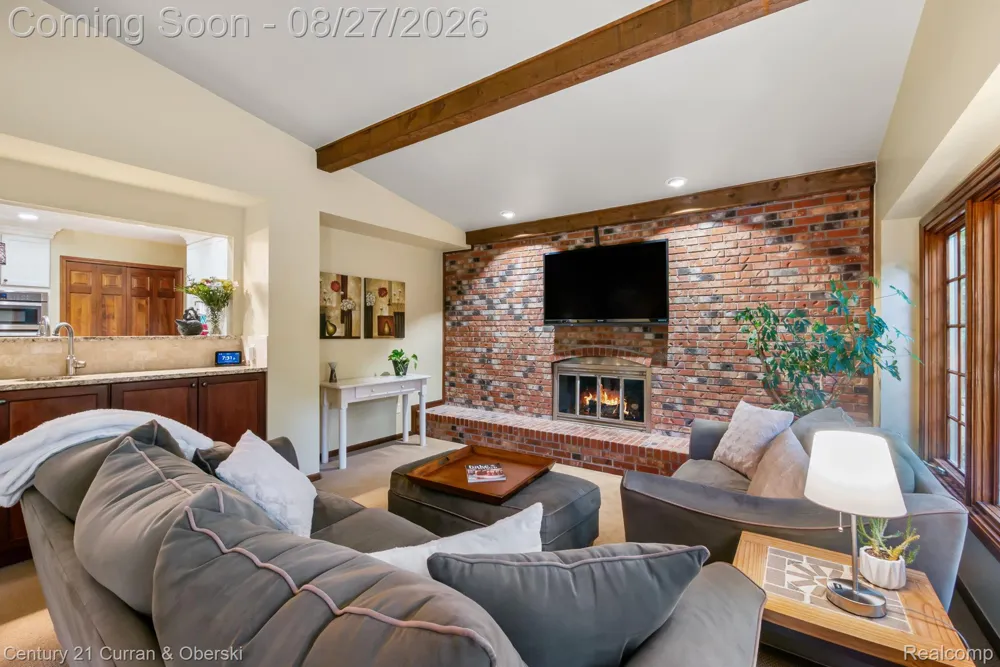 8890 Northampton Drive Plymouth Charter Township, MI 48170