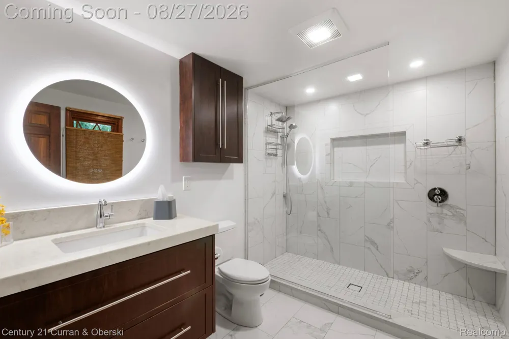 8890 Northampton Drive Plymouth Charter Township, MI 48170