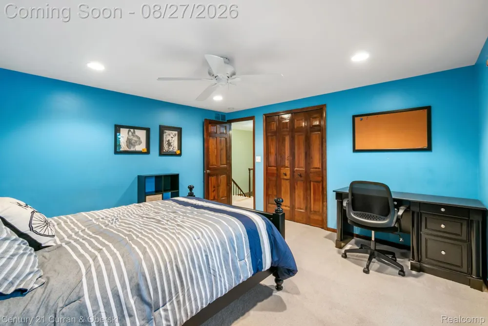 8890 Northampton Drive Plymouth Charter Township, MI 48170