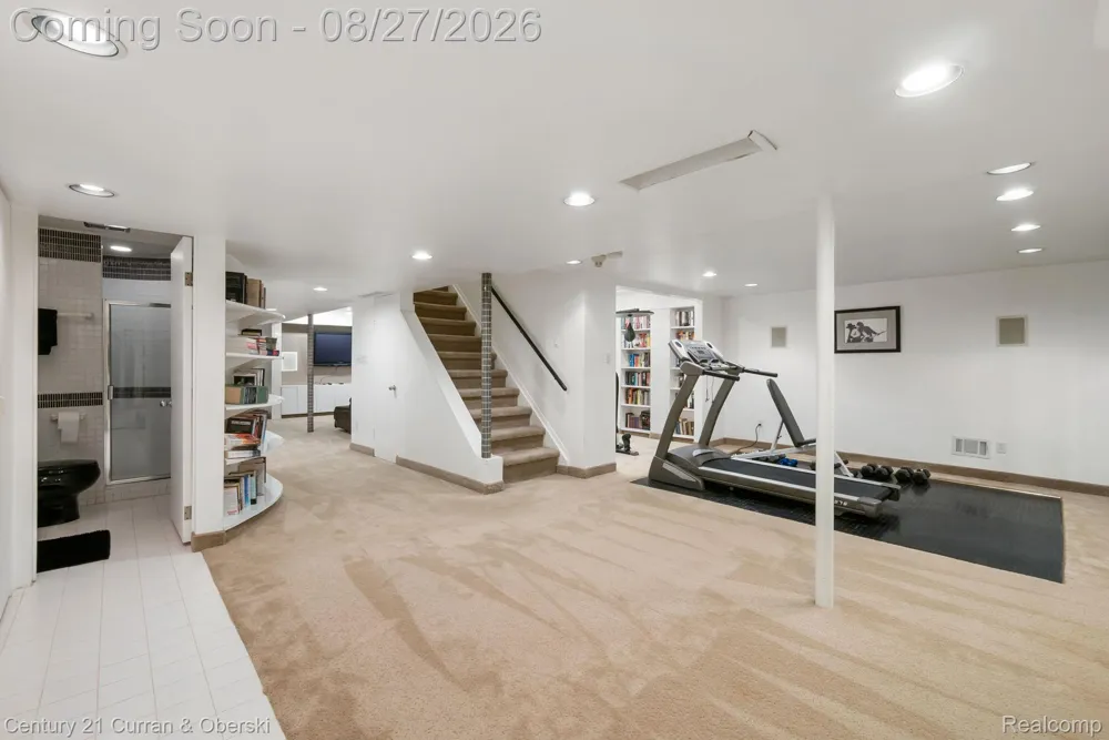 8890 Northampton Drive Plymouth Charter Township, MI 48170