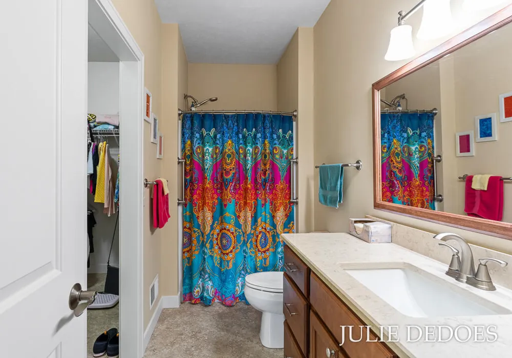 5726 Turning Leaf Way Fruitport Charter Township, MI 49415