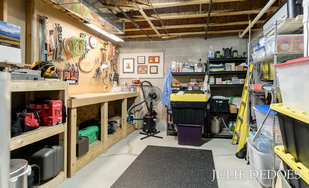 5726 Turning Leaf Way Fruitport Charter Township, MI 49415