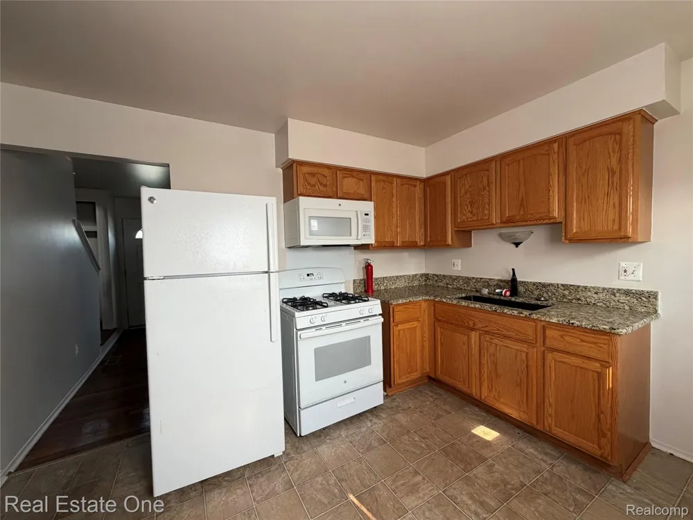 23517 Baker Street Taylor City, MI 48180