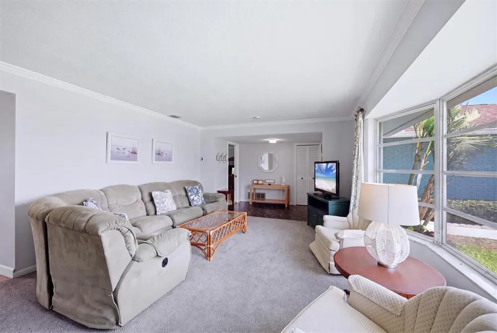 7402 13TH AVENUE W Bradenton, FL 34209
