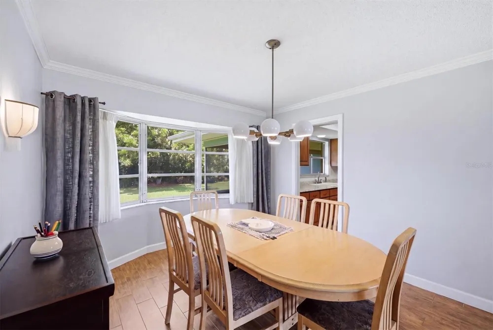 7402 13TH AVENUE W Bradenton, FL 34209