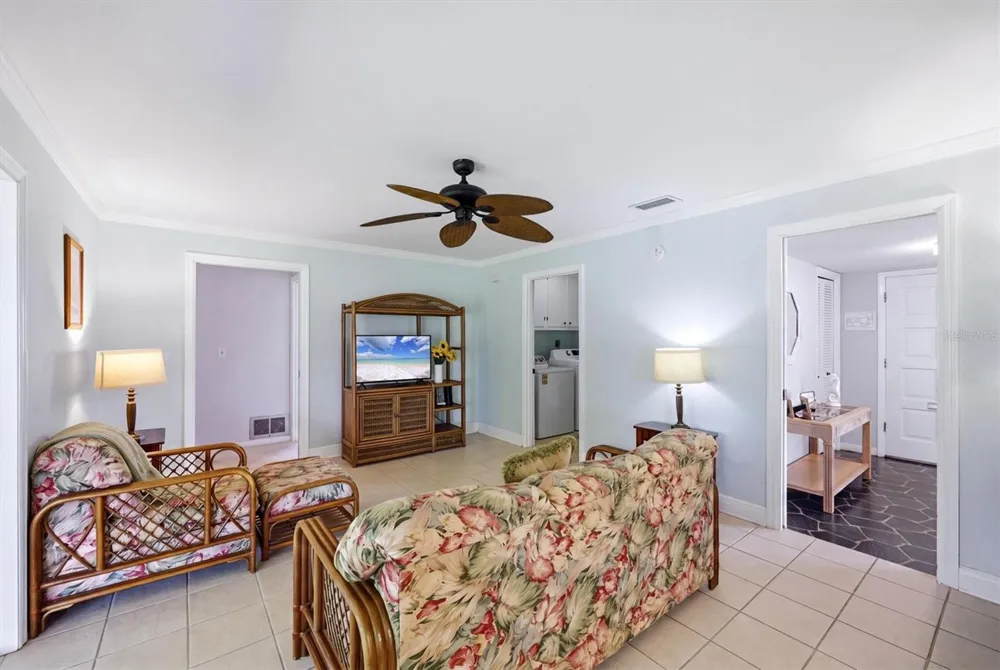 7402 13TH AVENUE W Bradenton, FL 34209