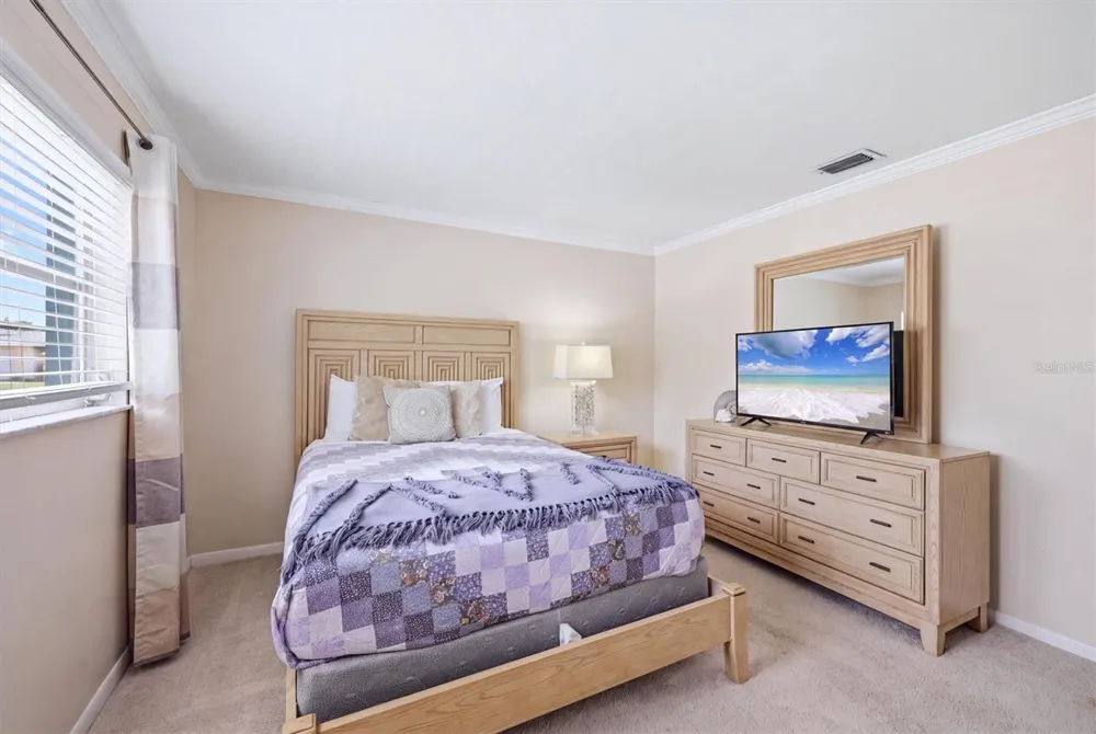 7402 13TH AVENUE W Bradenton, FL 34209