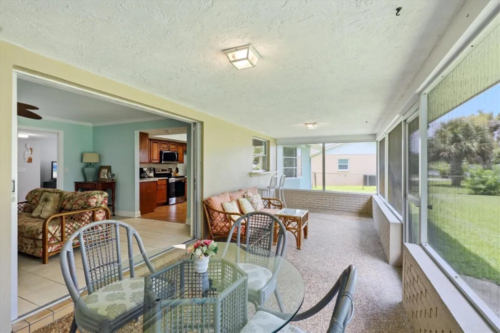 7402 13TH AVENUE W Bradenton, FL 34209