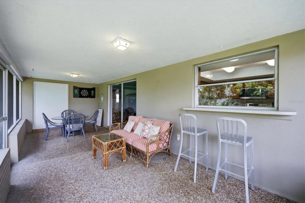 7402 13TH AVENUE W Bradenton, FL 34209
