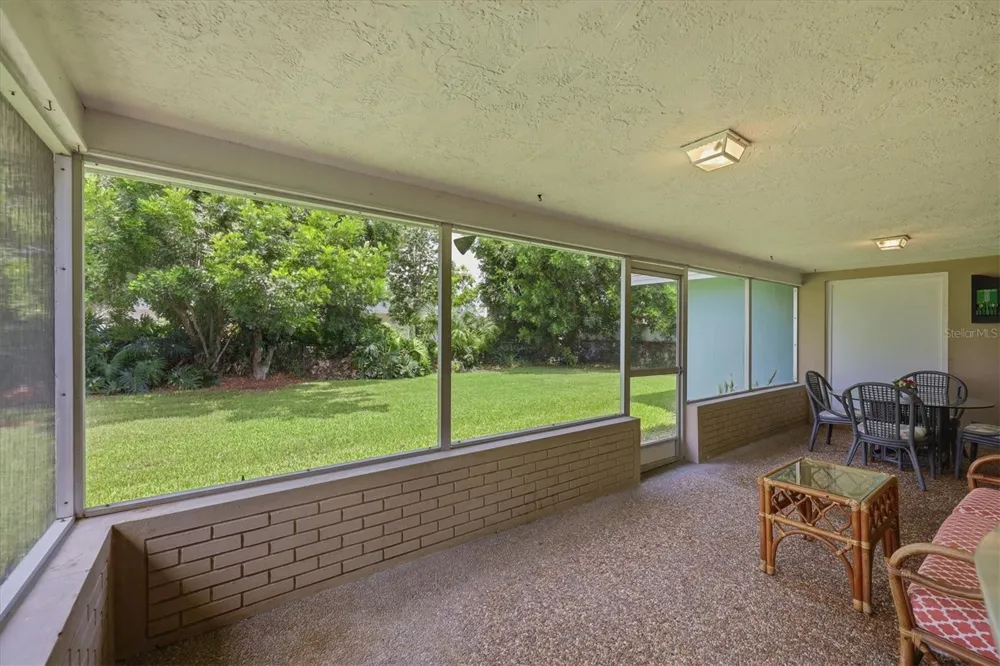 7402 13TH AVENUE W Bradenton, FL 34209