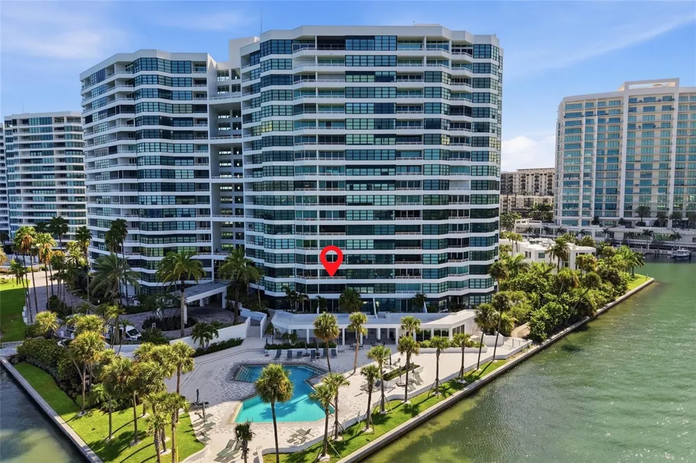 888 BLVD OF THE ARTS #303 Sarasota, FL 34236
