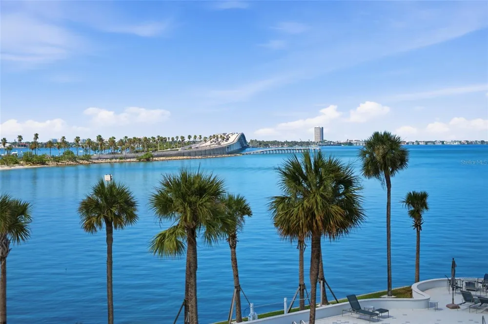 888 BLVD OF THE ARTS #303 Sarasota, FL 34236