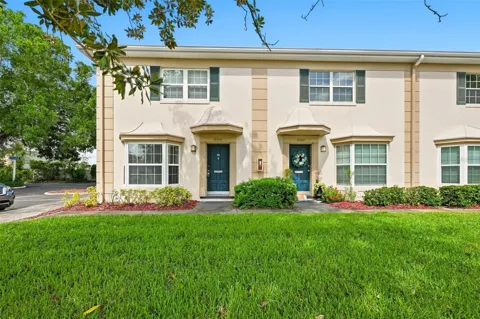 10315 CARROLLWOOD LANE #14