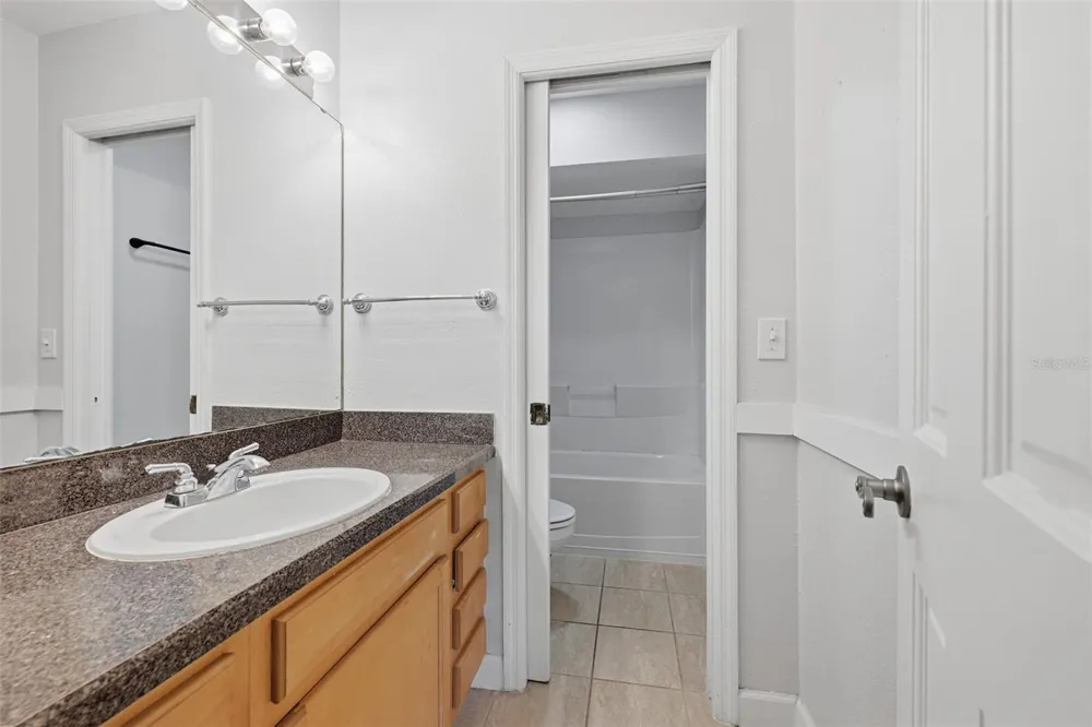 10315 CARROLLWOOD LANE #14 Tampa, FL 33618