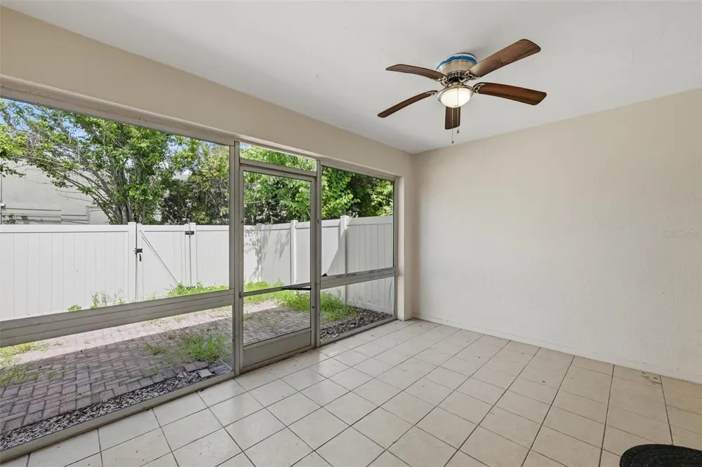 10315 CARROLLWOOD LANE #14 Tampa, FL 33618
