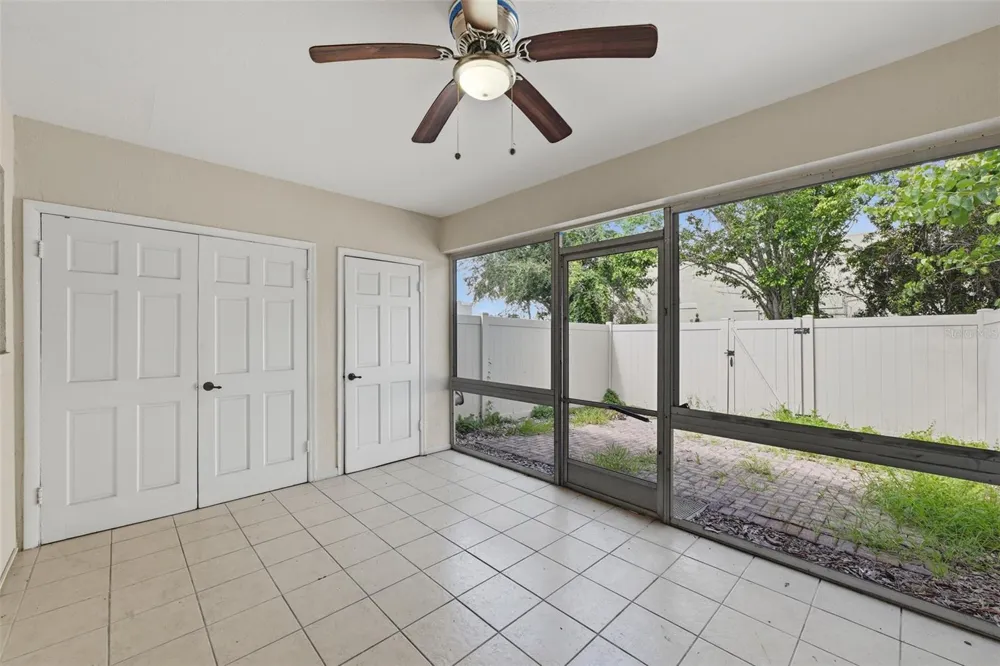 10315 CARROLLWOOD LANE #14 Tampa, FL 33618