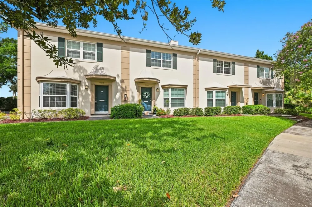 10315 CARROLLWOOD LANE #14 Tampa, FL 33618
