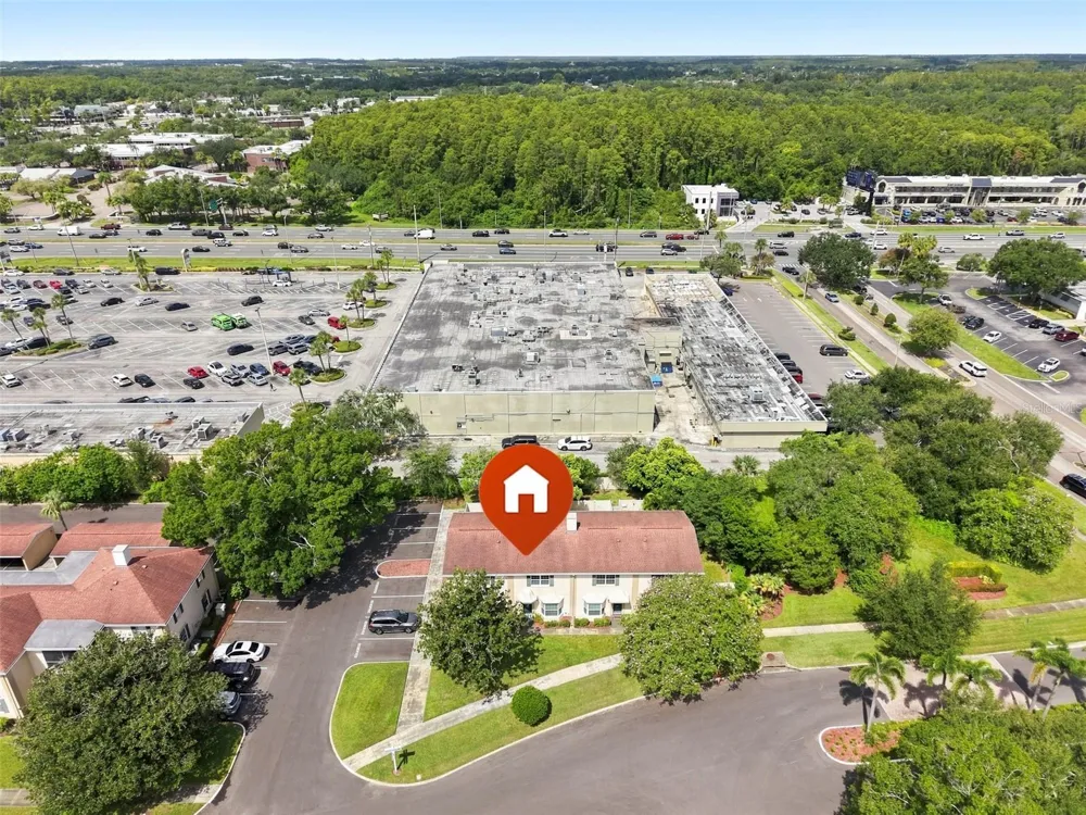 10315 CARROLLWOOD LANE #14 Tampa, FL 33618
