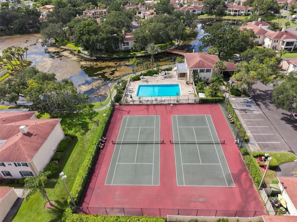 10315 CARROLLWOOD LANE #14 Tampa, FL 33618