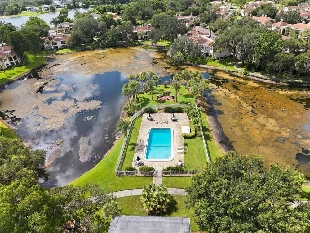 10315 CARROLLWOOD LANE #14 Tampa, FL 33618