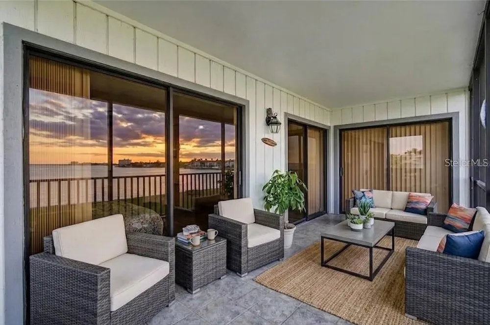 828 BAHIA DEL SOL DRIVE #59 Ruskin, FL 33570