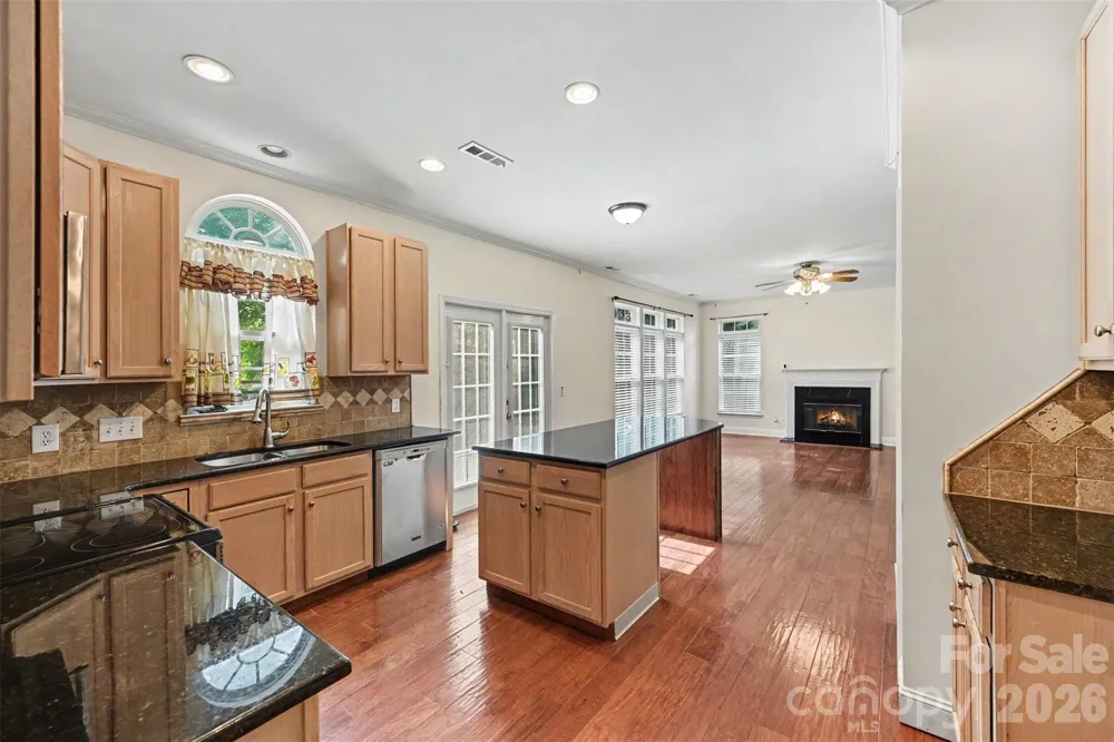 5839 NW BROOKSTONE DRIVE NW Concord, NC 28027