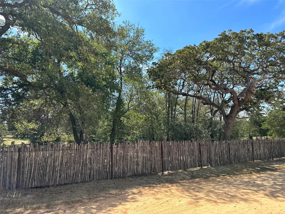 105 Colony Line Trail Dale, TX 78616