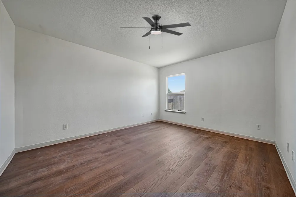 360 Farmer Lane Jarrell, TX 76537