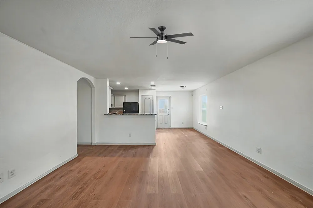 360 Farmer Lane Jarrell, TX 76537