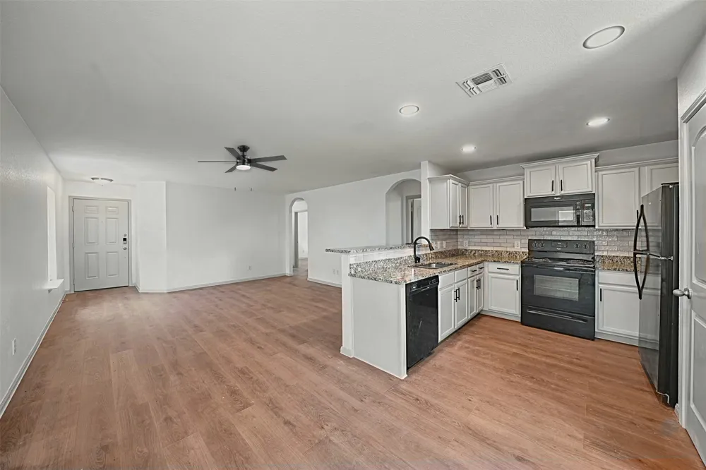 360 Farmer Lane Jarrell, TX 76537