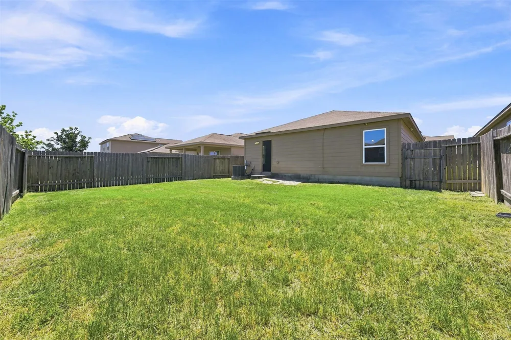 360 Farmer Lane Jarrell, TX 76537