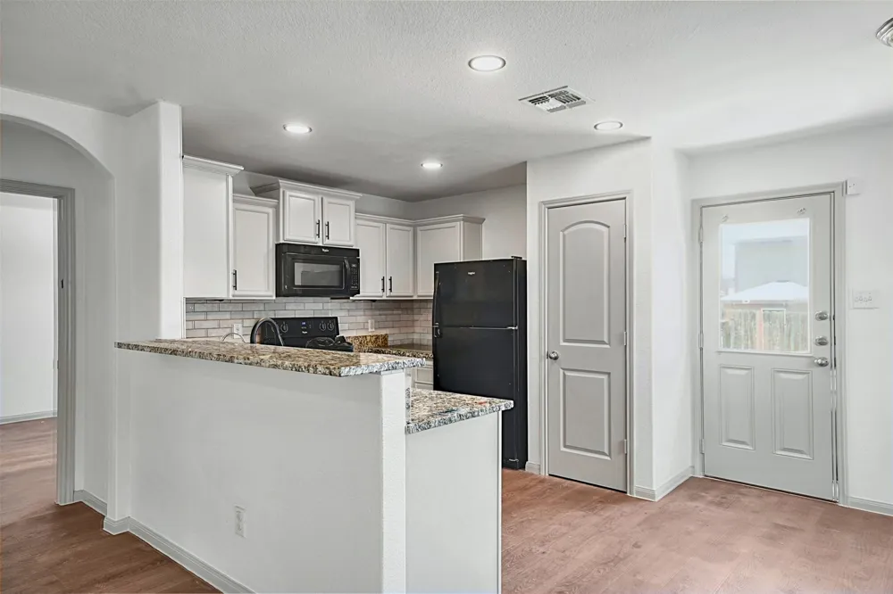 360 Farmer Lane Jarrell, TX 76537