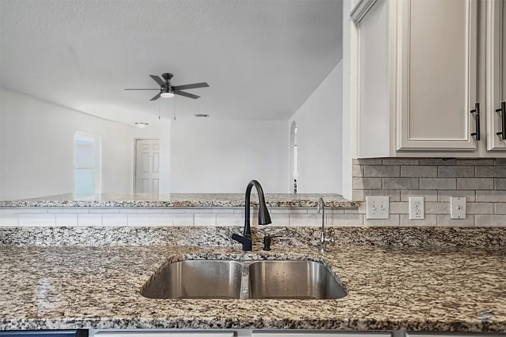 360 Farmer Lane Jarrell, TX 76537