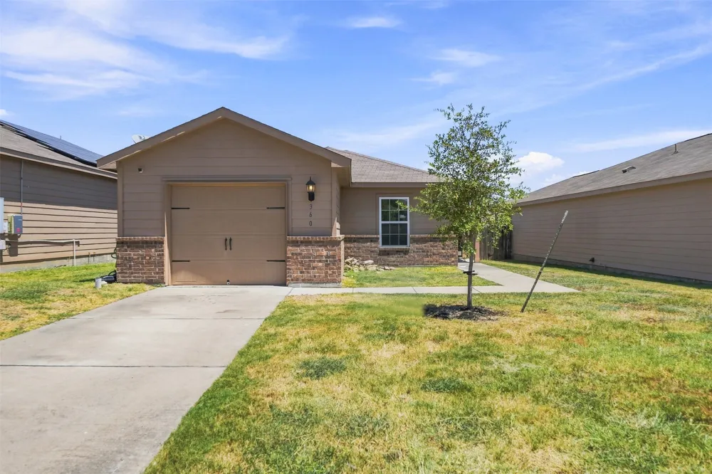 360 Farmer Lane Jarrell, TX 76537