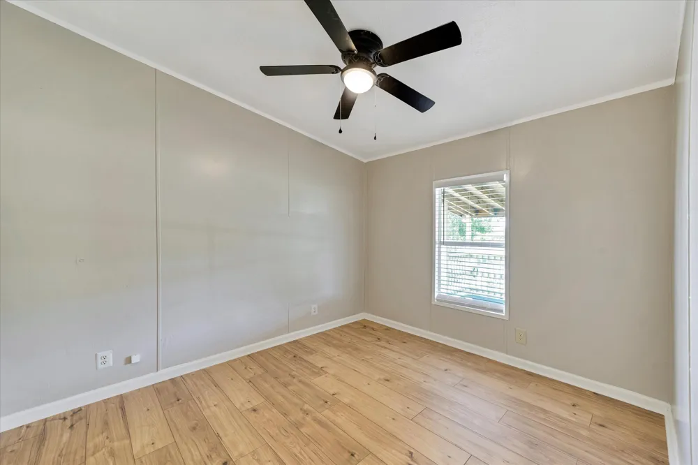 345 Fm 671 Lockhart, TX 78644